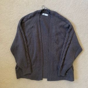 Slouchy knit cardigan